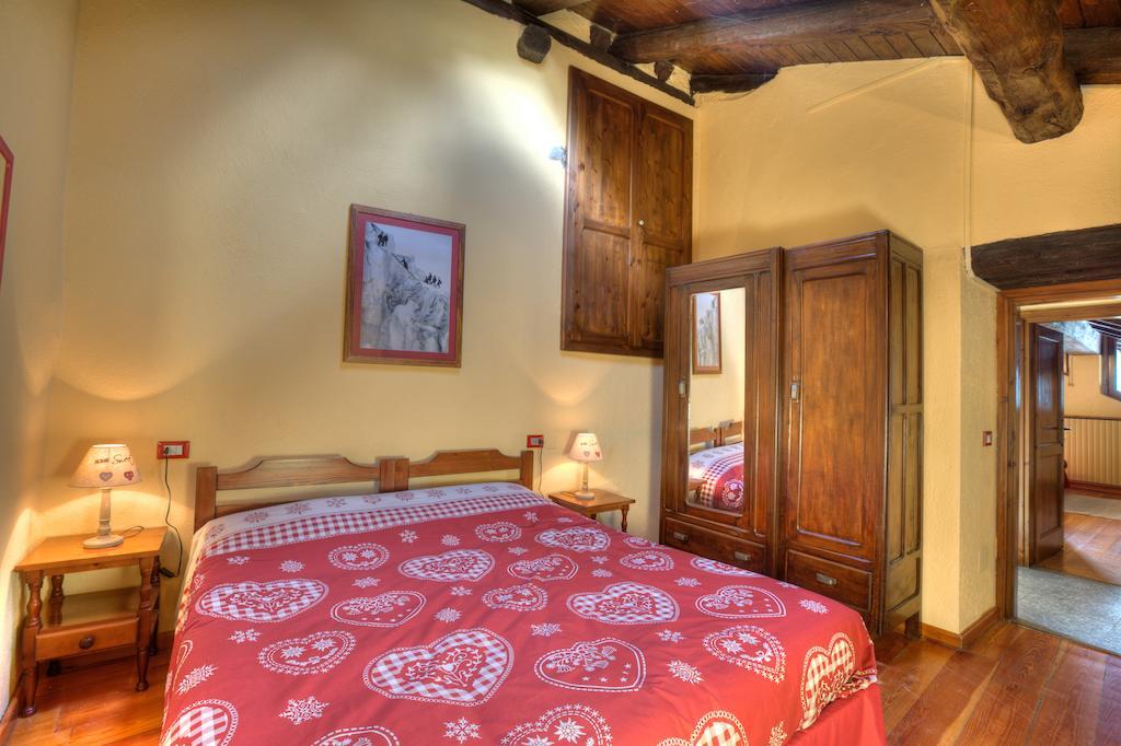 Aparthotel Cav Emile Rey
